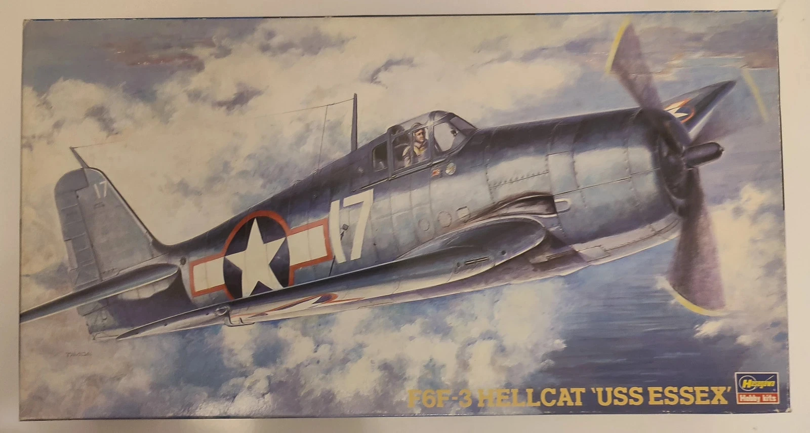 Hasegawa F6F-3 Hellcat "Uss Essex" 1:48